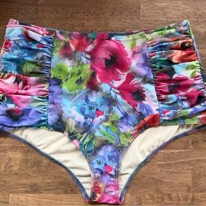 Kortni Jeane bold Peonies swim bottoms, XL